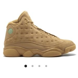 Air Jordan Retro 13 Sneakers